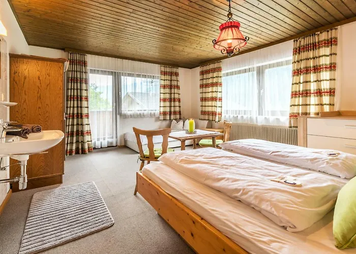 Einsiedler بيت للعطل *