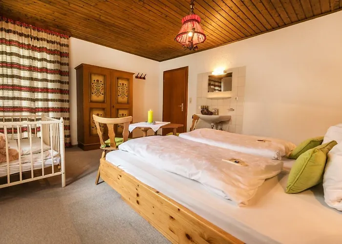 Einsiedler بيت للعطل *